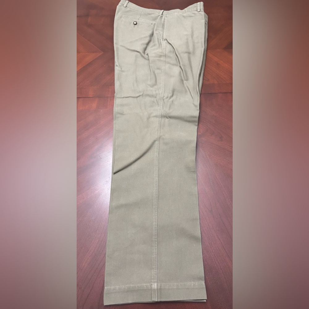 Men's Khaki Pants